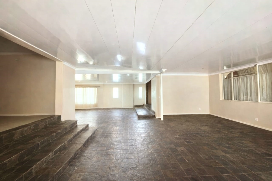 3 Bedroom Property for Sale in Vaalpark Free State